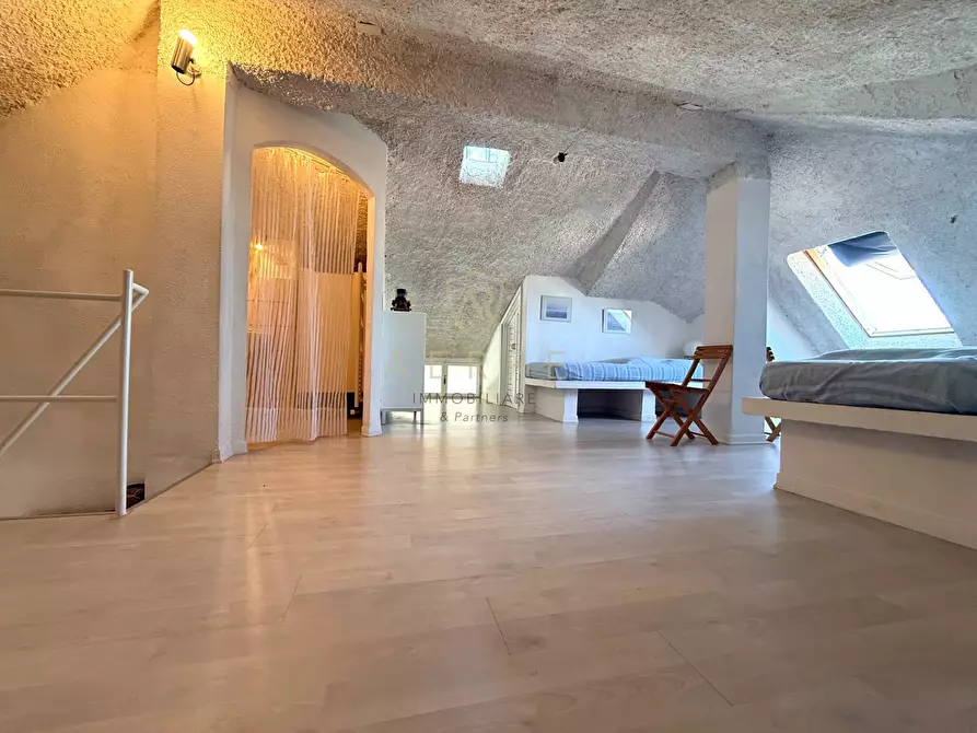 Immagine 38 di Attico in vendita  in Viale Monte Sirente 17 a Francavilla Al Mare