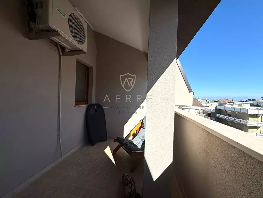 Immagine 45 di Attico in vendita  in Viale Monte Sirente 17 a Francavilla Al Mare