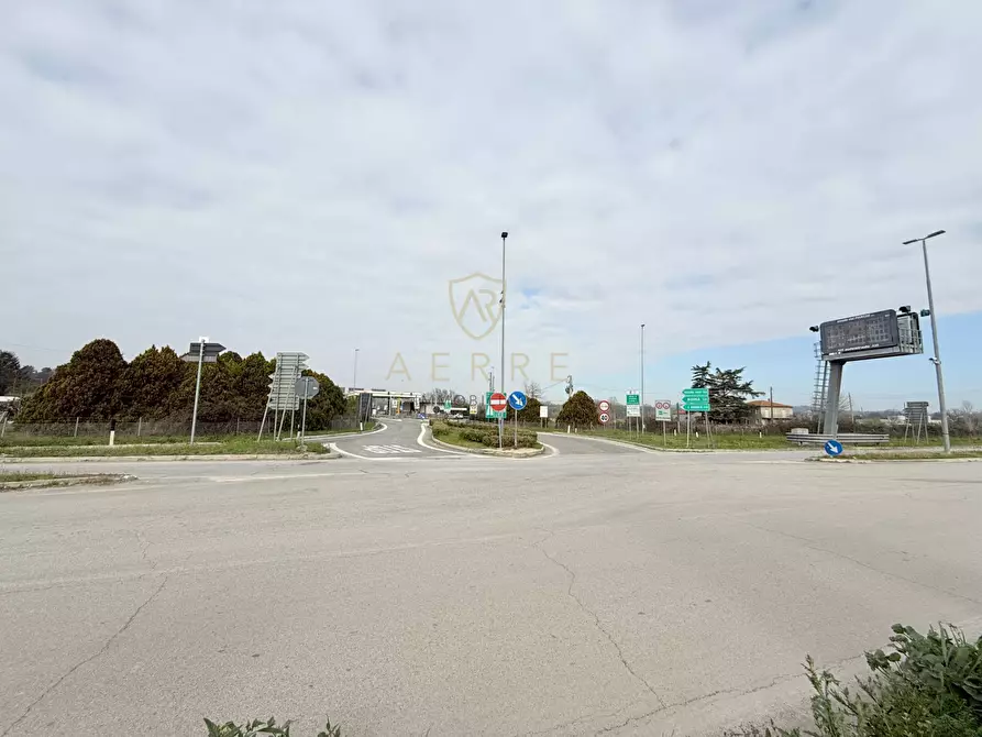 Immagine 6 di Ufficio in affitto  in Via Nazionale 40/A a Cepagatti