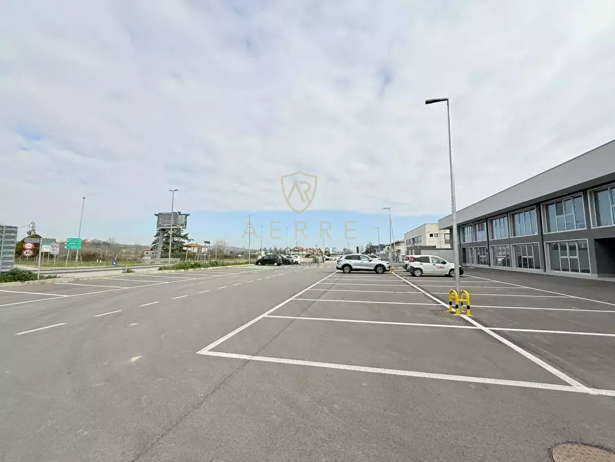 Immagine 8 di Ufficio in affitto  in Via Nazionale 40/A a Cepagatti