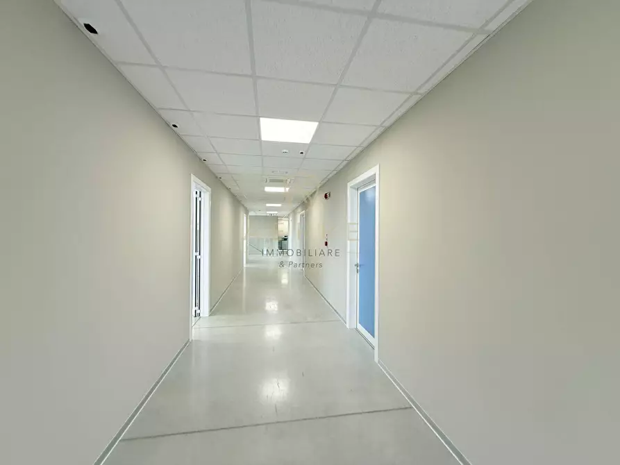 Immagine 15 di Ufficio in affitto  in Via Nazionale 40/A a Cepagatti