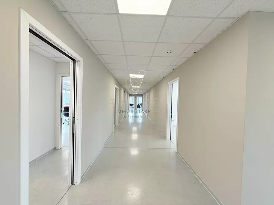 Immagine 26 di Ufficio in affitto  in Via Nazionale 40/A a Cepagatti