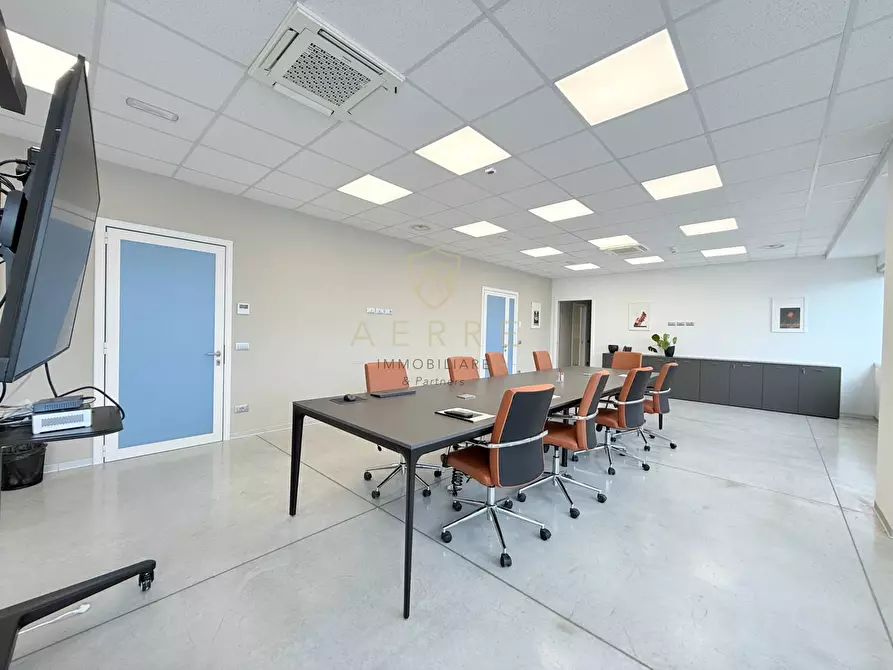 Immagine 32 di Ufficio in affitto  in Via Nazionale 40/A a Cepagatti