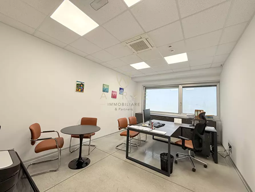 Immagine 38 di Ufficio in affitto  in Via Nazionale 40/A a Cepagatti