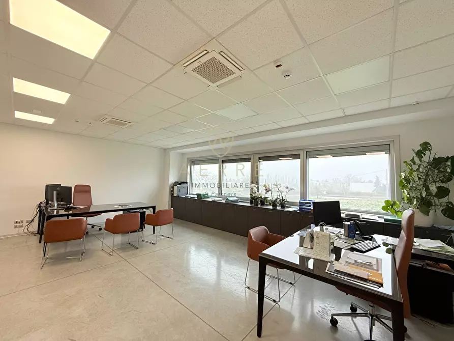 Immagine 39 di Ufficio in affitto  in Via Nazionale 40/A a Cepagatti