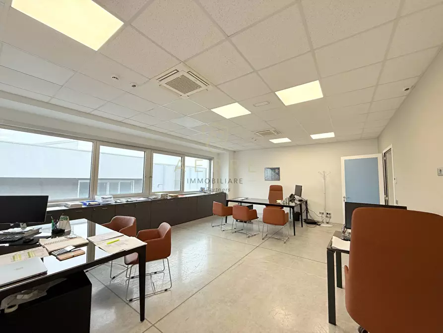 Immagine 41 di Ufficio in affitto  in Via Nazionale 40/A a Cepagatti