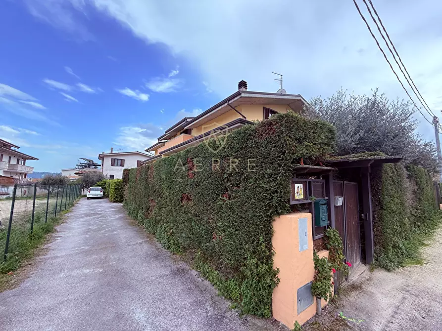 Immagine 36 di Casa semindipendente in vendita  in Via Bologna 1/A a Cepagatti