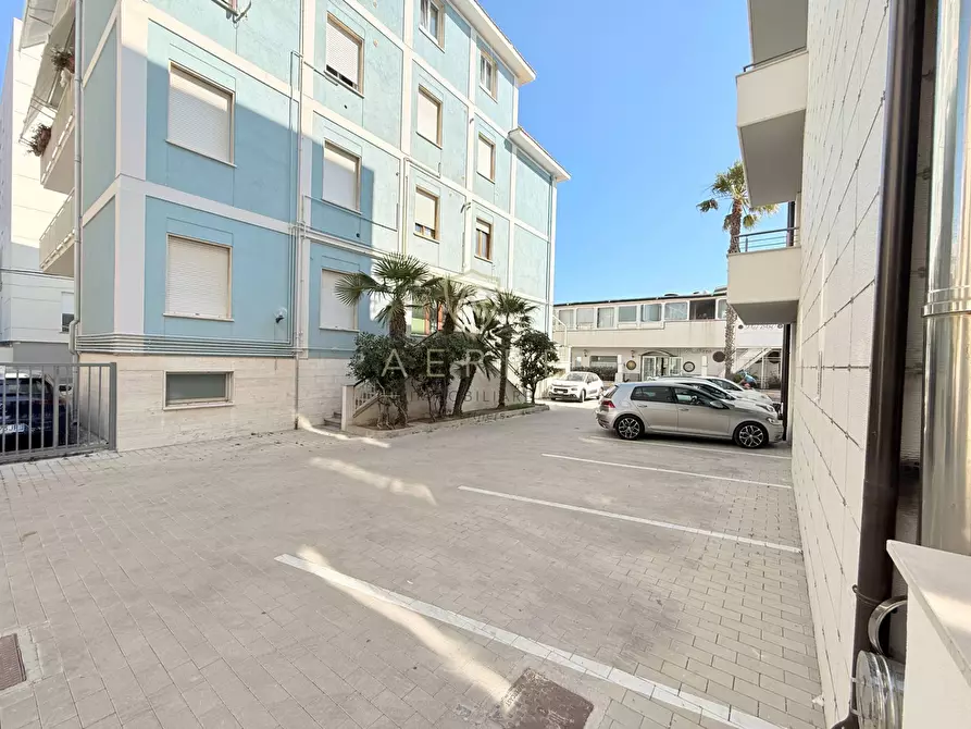 Immagine 18 di Appartamento in vendita  in Lungomare J.F. Kennedy 11 a Francavilla Al Mare
