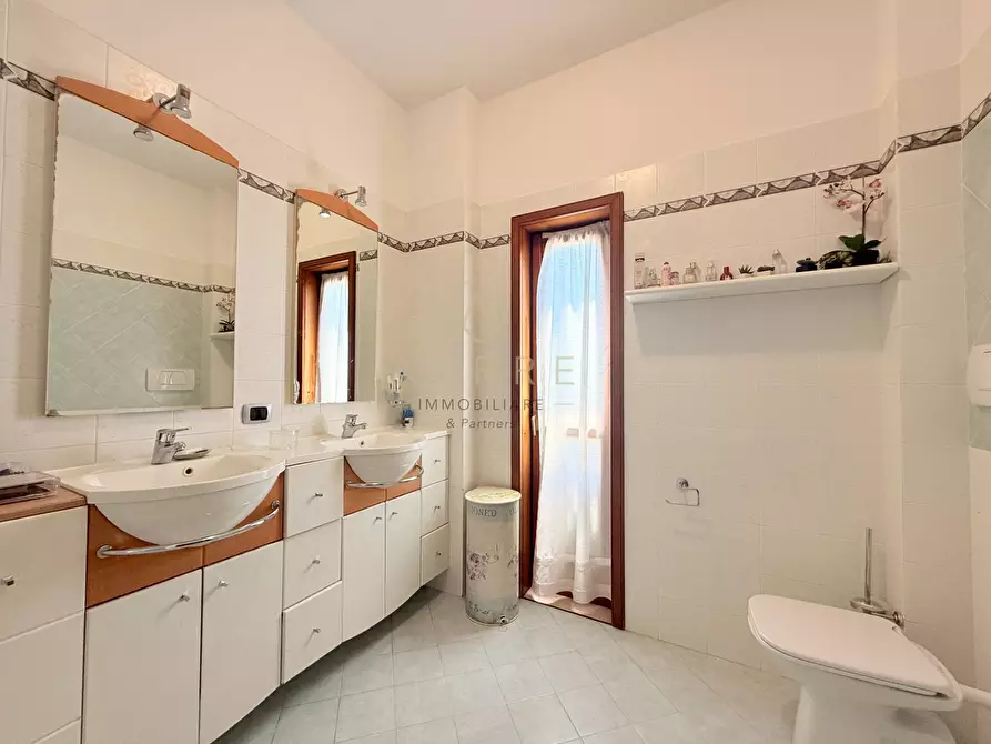 Immagine 36 di Casa semindipendente in vendita  in Strada Licini 61 a Chieti
