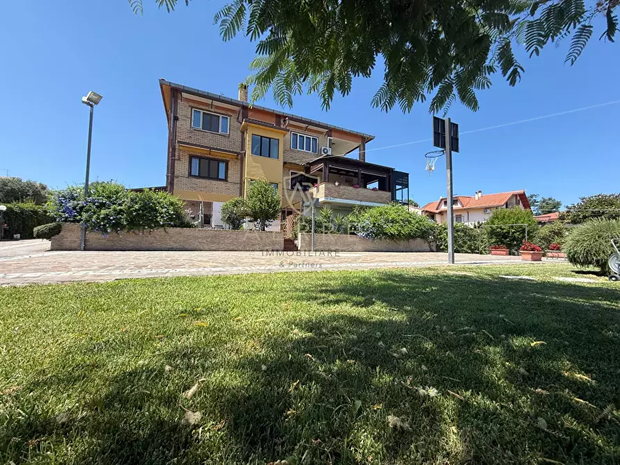 Immagine 61 di Casa semindipendente in vendita  in Strada Licini 61 a Chieti