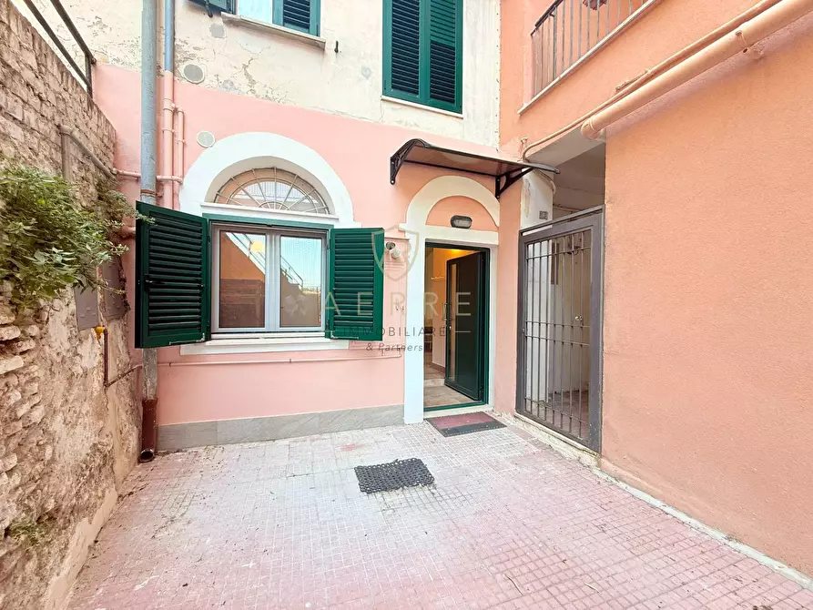 Immagine 2 di Appartamento in vendita  in Via Beniamino e Giovanni D'Andrea 2 a Chieti