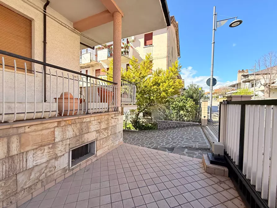 Immagine 17 di Casa indipendente in vendita  in Via Dante Alighieri 94 a Cepagatti