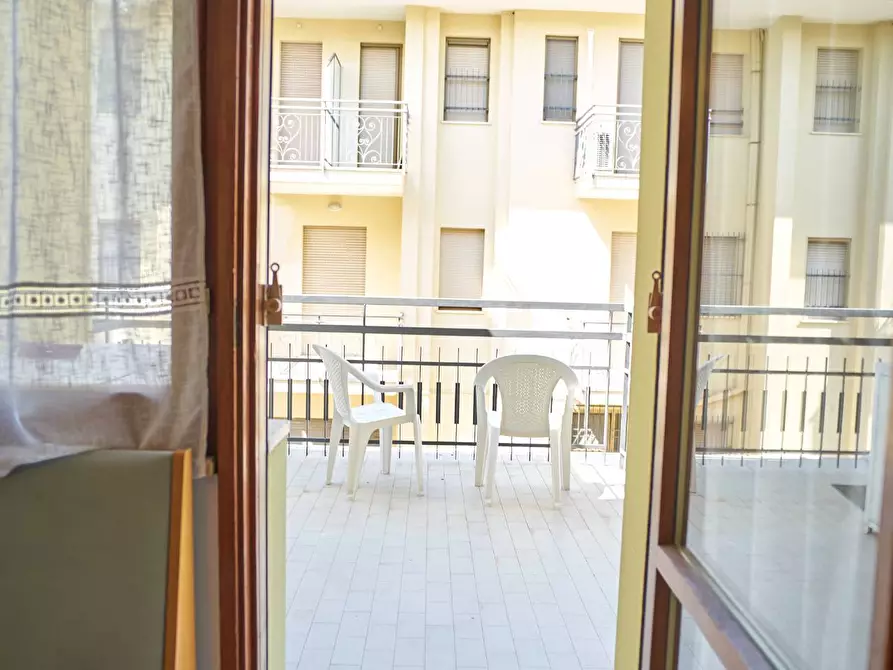 Immagine 4 di Appartamento in affitto  in Viale Lucerna 7 a Rimini