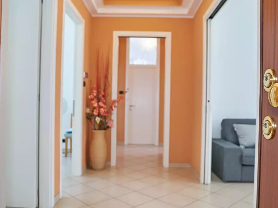 Immagine 9 di Appartamento in affitto  in Viale Lucerna 7 a Rimini