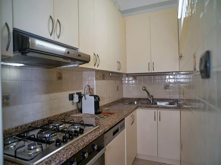 Immagine 13 di Appartamento in affitto  in Viale Lucerna 7 a Rimini