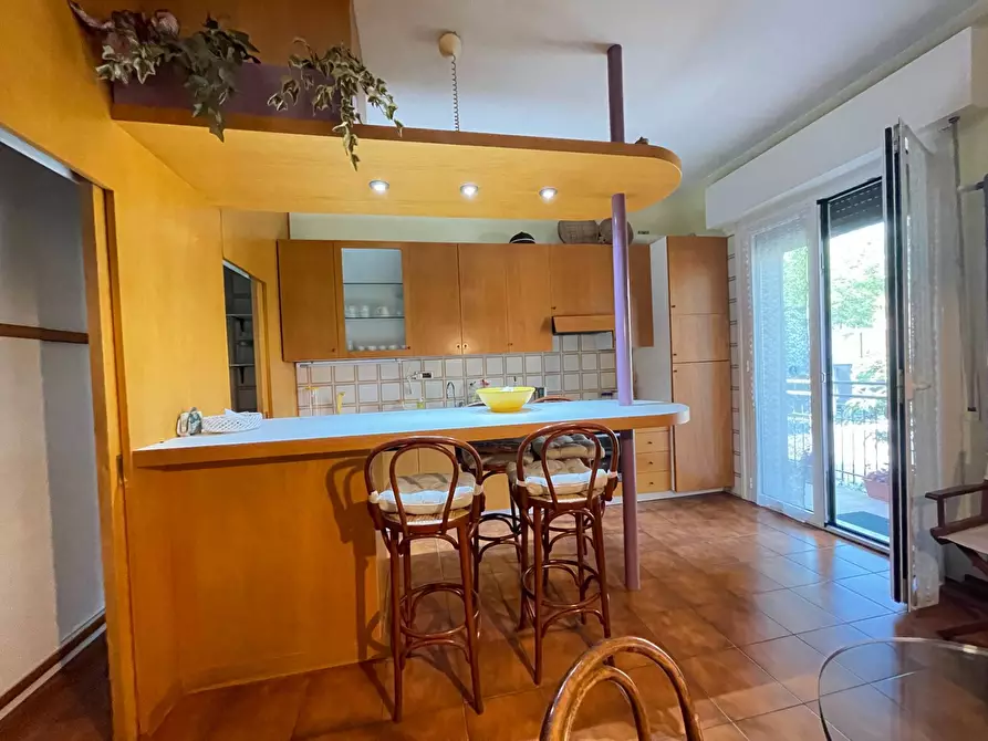 Immagine 3 di Appartamento in vendita  in Viale Dardanelli a Rimini