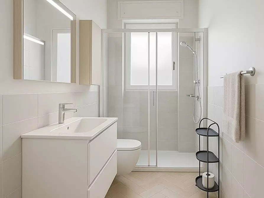 Immagine 5 di Appartamento in vendita  in Via Del Passero a Rimini