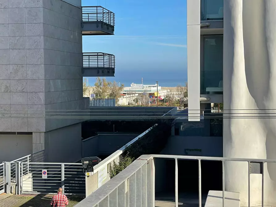 Immagine 10 di Appartamento in affitto  in Viale Regina Elena 45 a Rimini