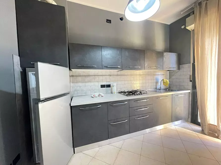 Immagine 4 di Appartamento in affitto  in Viale Regina Elena 45 a Rimini