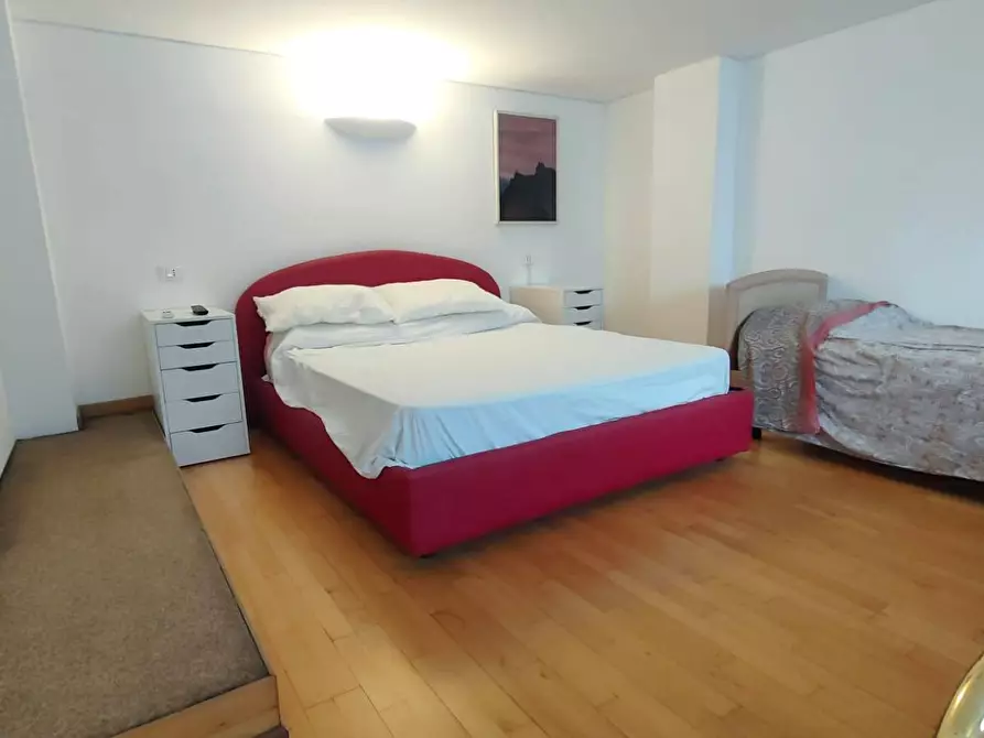 Immagine 1 di Appartamento in affitto  in Viale Amerigo Vespucci 29 a Rimini