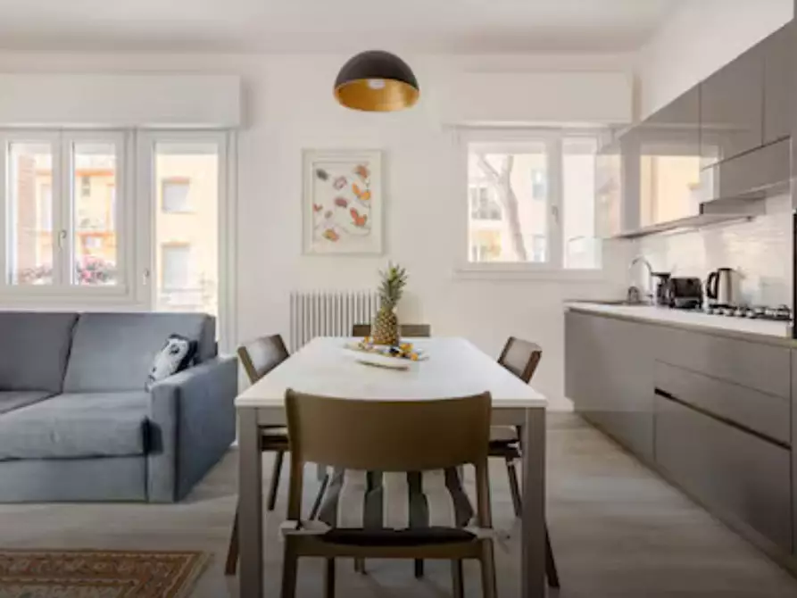 Immagine 23 di Appartamento in affitto  in Viale Vittorio Veneto 1 a Rimini