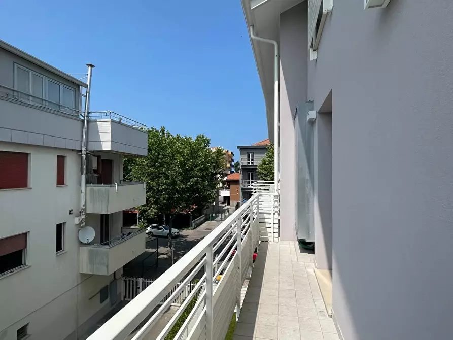 Immagine 7 di Appartamento in affitto  in Viale Mantova 82 a Rimini
