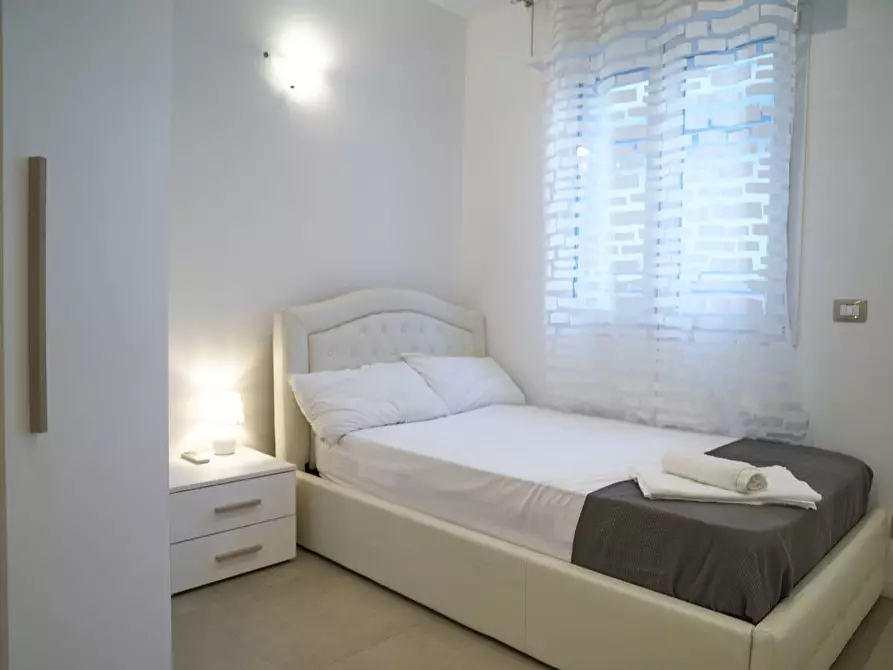 Immagine 26 di Appartamento in affitto  in Viale Mantova 82 a Rimini