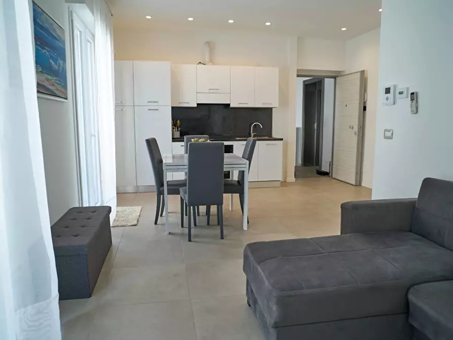 Immagine 27 di Appartamento in affitto  in Viale Mantova 82 a Rimini