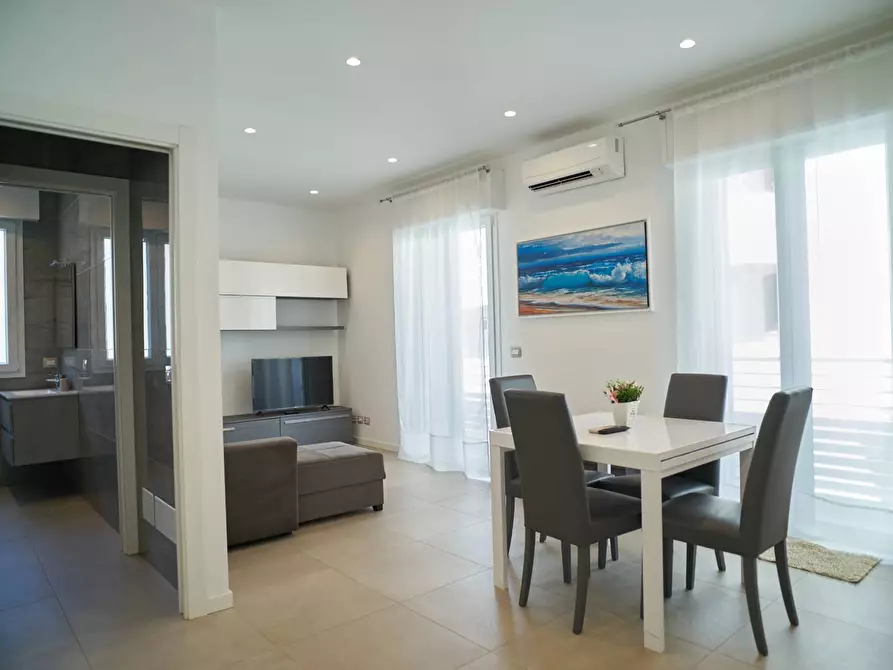 Immagine 29 di Appartamento in affitto  in Viale Mantova 82 a Rimini