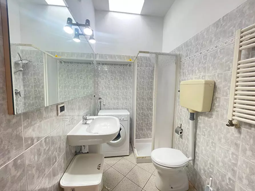 Immagine 24 di Appartamento in vendita  in Viale Regina Margherita 110 a Rimini