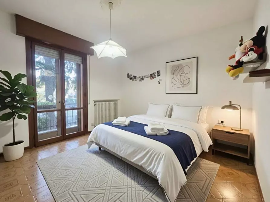 Immagine 1 di Appartamento in vendita  in via melucci 8 a Rimini