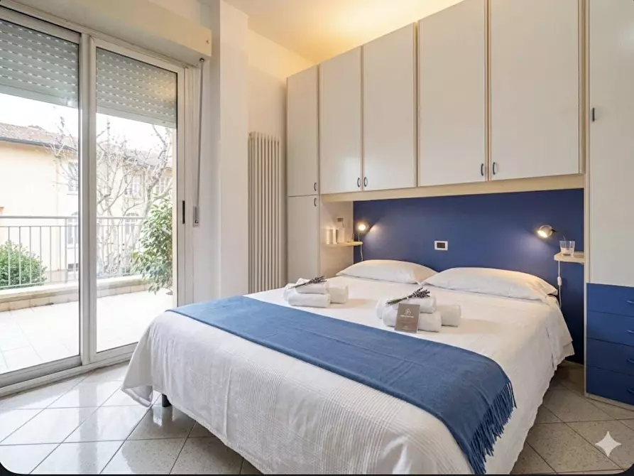 Immagine 1 di Appartamento in vendita  in Viale Regina Margherita 101 a Rimini