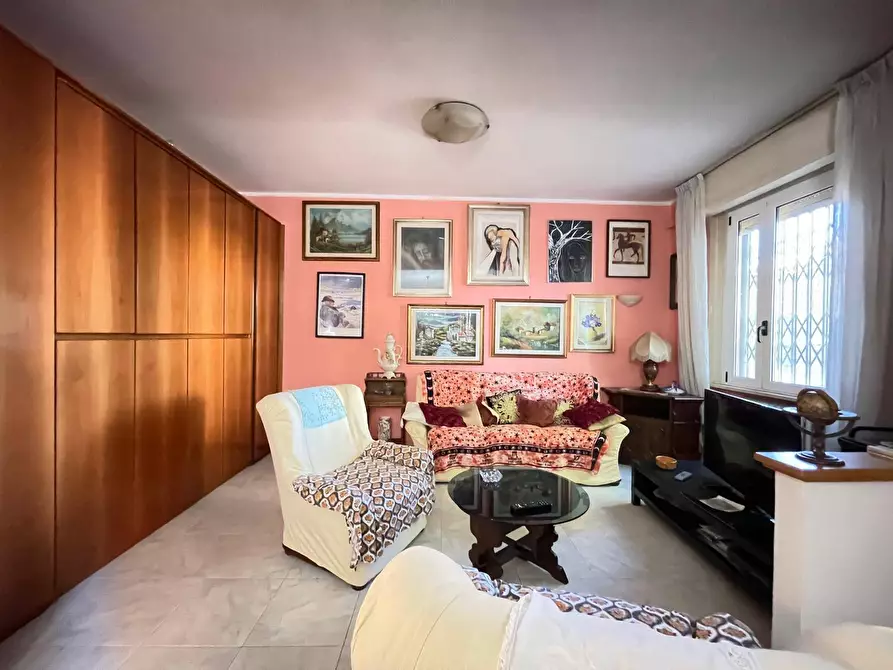 Immagine 9 di Appartamento in vendita  in Via Del Passero a Rimini