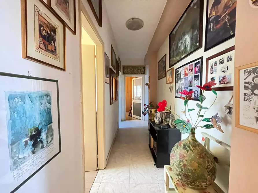 Immagine 7 di Appartamento in vendita  in Via Del Passero a Rimini