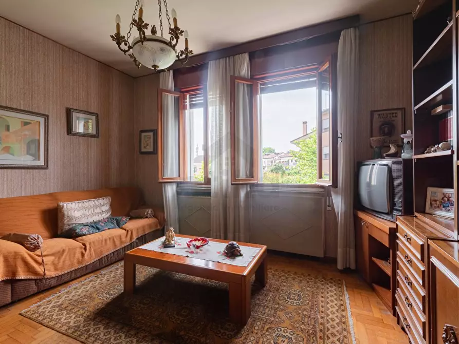 Immagine 4 di Villa in vendita  in viale della repubblica 161 a Treviso