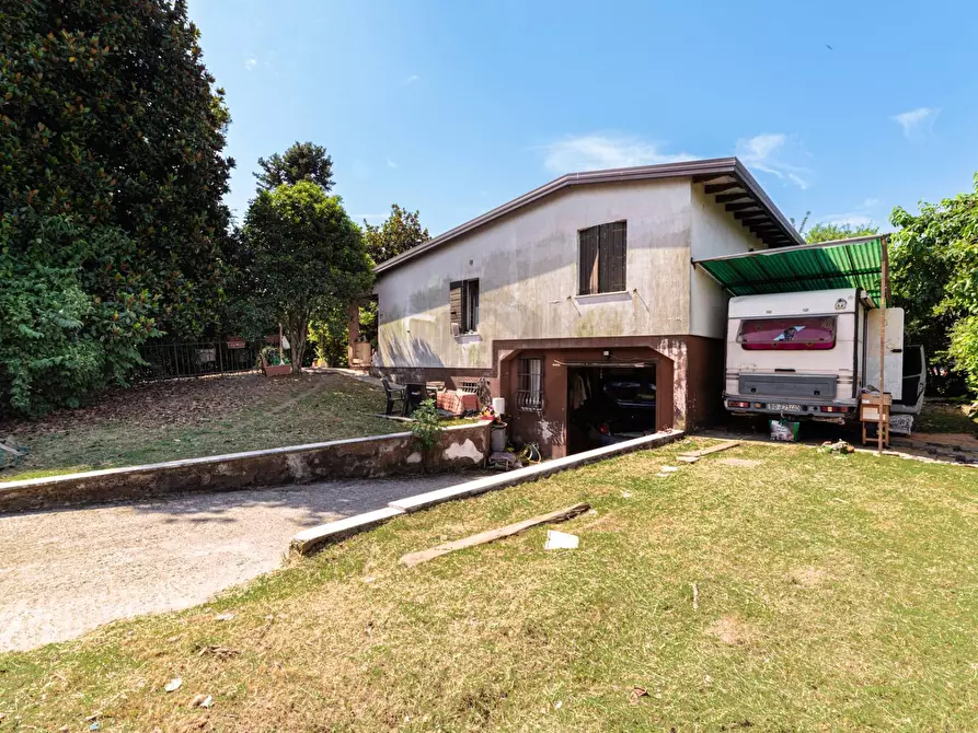 Immagine 2 di Casa indipendente in vendita  in via benedetto marcello 7 a Paese