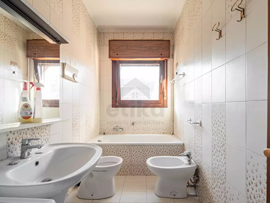 Immagine 6 di Appartamento in vendita  in via verdi 6 a Paese