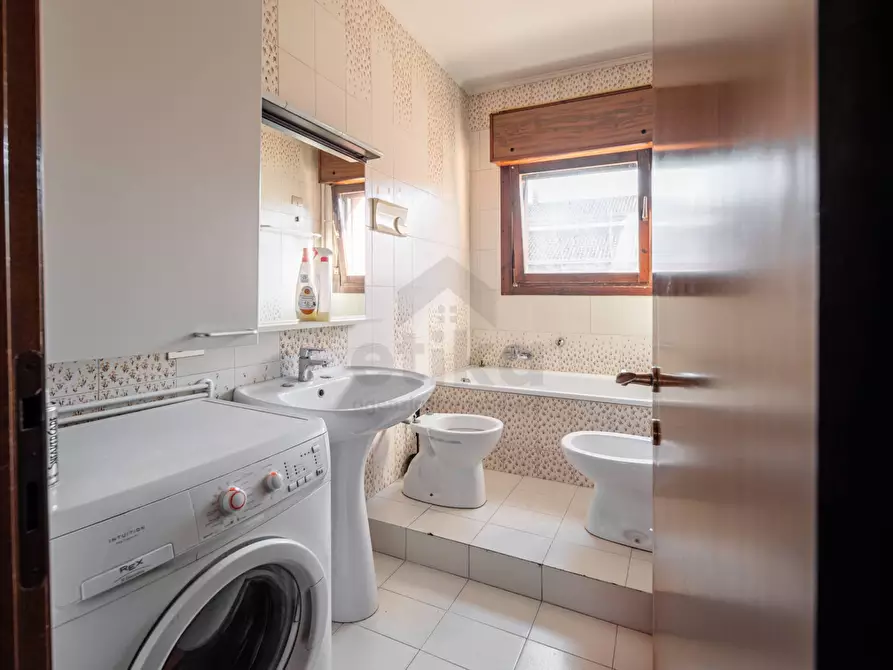 Immagine 7 di Appartamento in vendita  in via verdi 6 a Paese