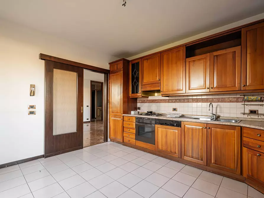 Immagine 8 di Villetta a schiera in vendita  in via padre Massimiliano kolbe 1 a Paese