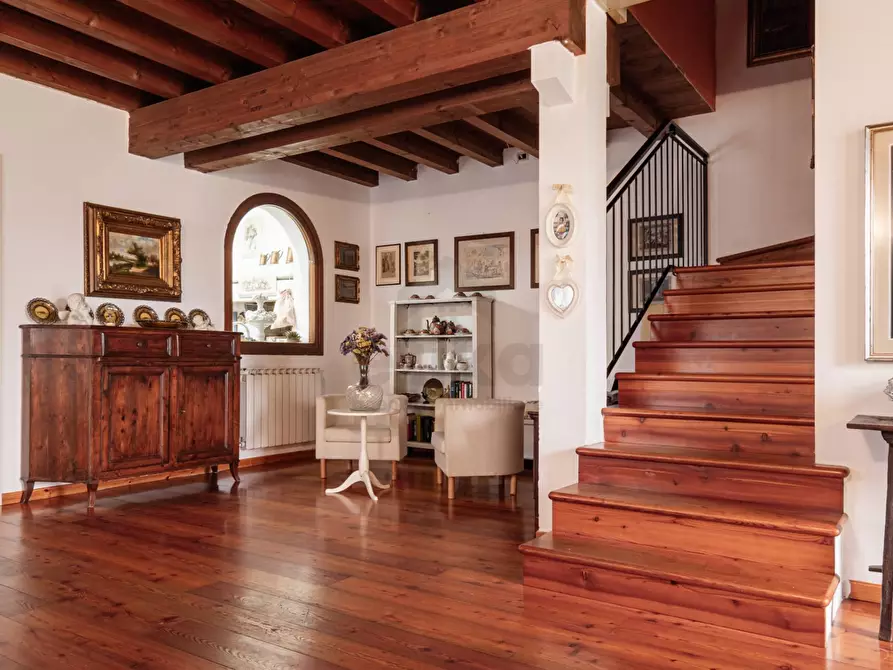 Immagine 10 di Casa semindipendente in vendita  in via Trieste a Refrontolo