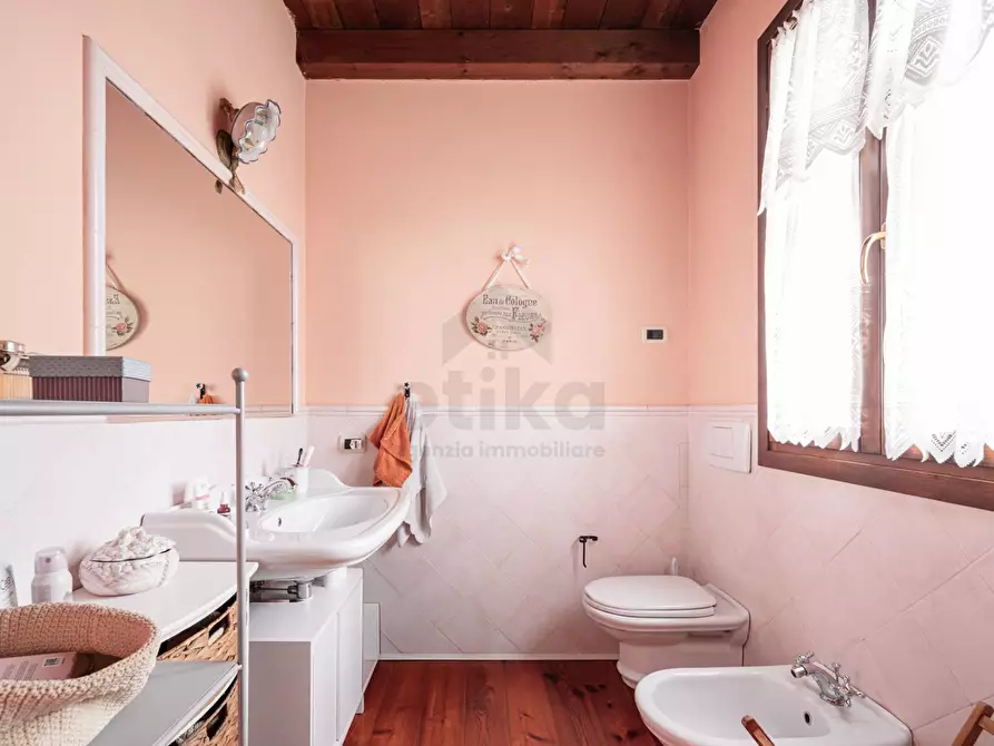 Immagine 22 di Casa semindipendente in vendita  in via Trieste a Refrontolo