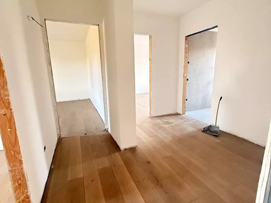 Immagine 4 di Villetta a schiera in vendita  a Paese