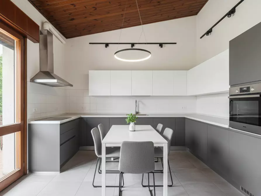 Immagine 11 di Villa in vendita  in viale della repubblica 161 a Treviso