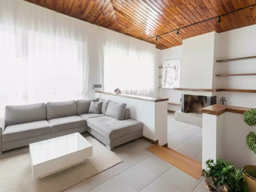 Immagine 1 di Villa in vendita  in viale della repubblica 161 a Treviso