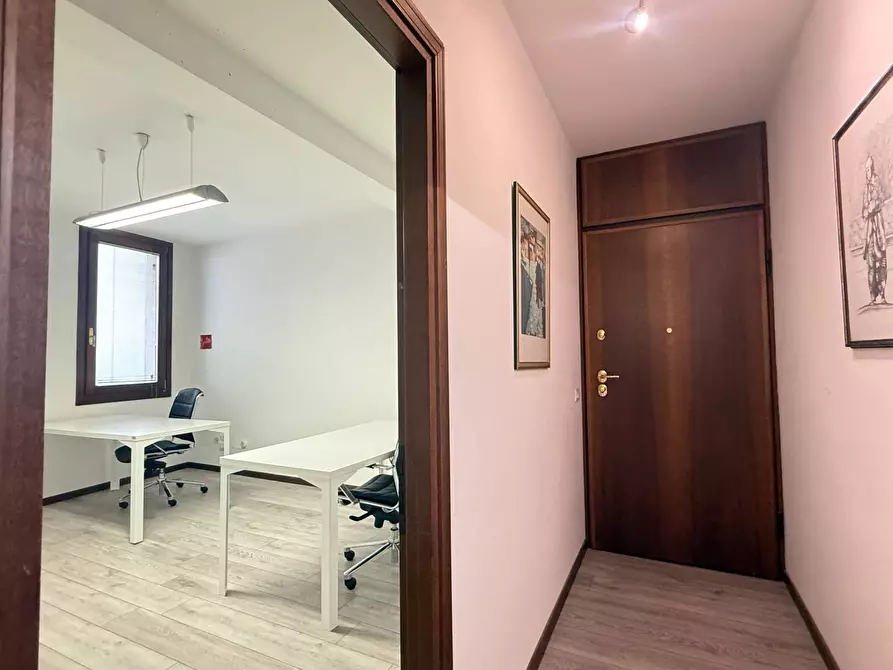 Immagine 5 di Ufficio in affitto  in VIA ROMA a Treviso