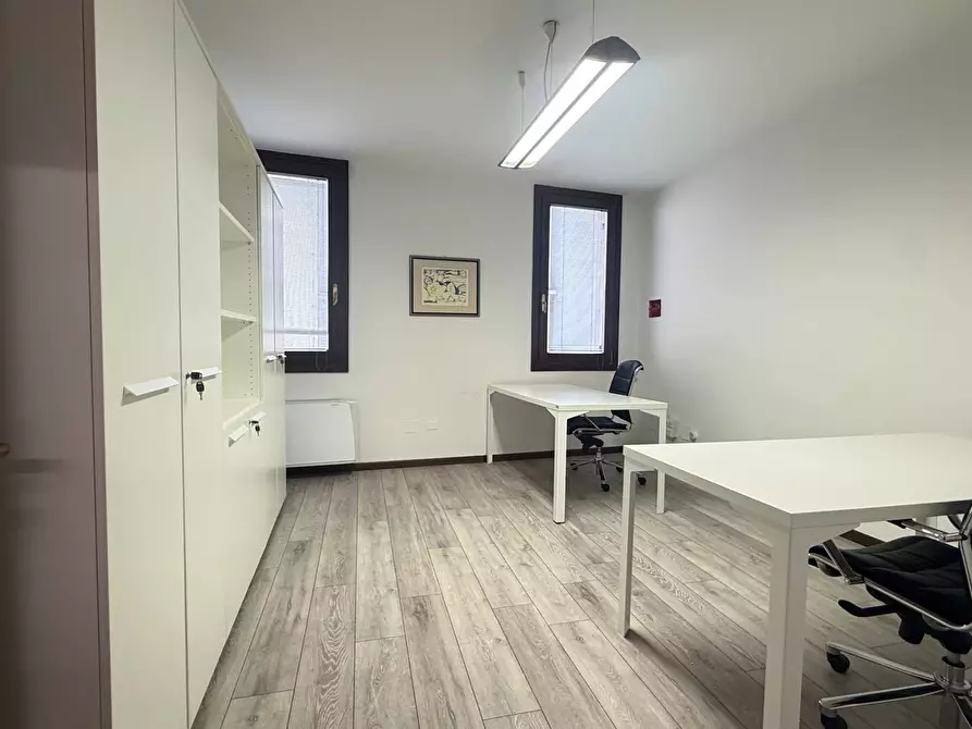 Immagine 7 di Ufficio in affitto  in VIA ROMA a Treviso
