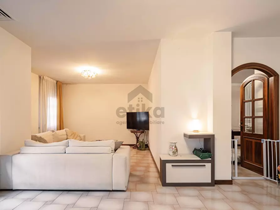 Immagine 4 di Casa semindipendente in vendita  in VIA TRENTO a Quinto Di Treviso