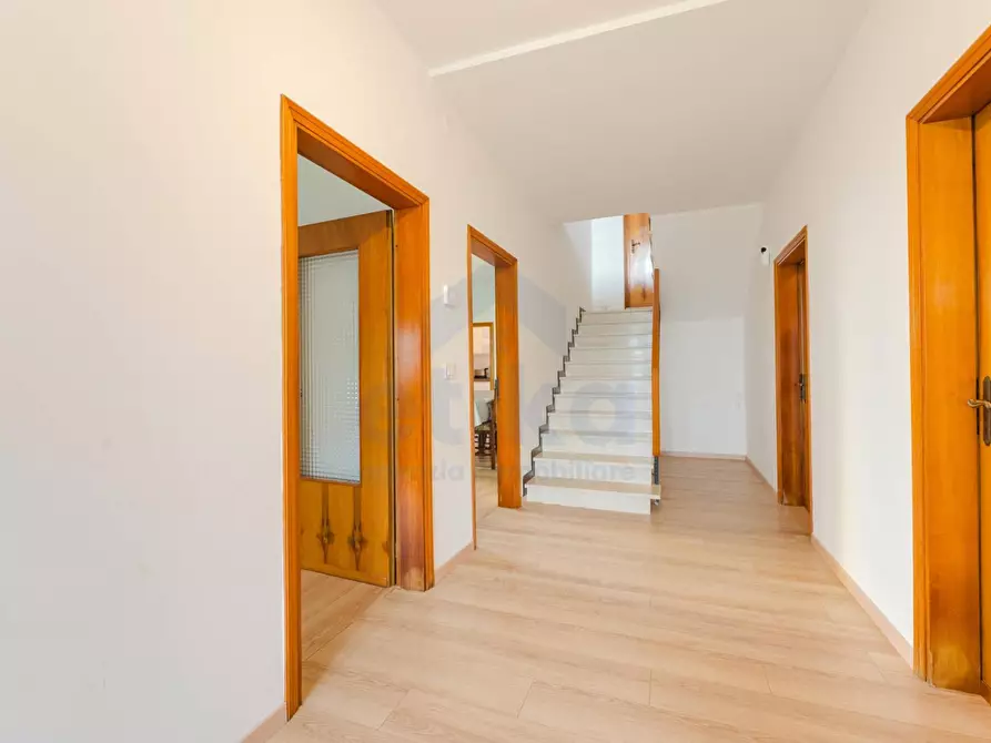 Immagine 9 di Casa semindipendente in vendita  in Via A. Boito 3 a Paese