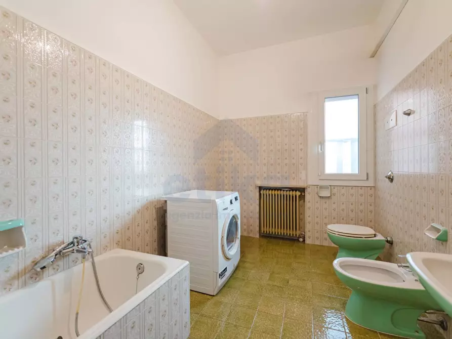 Immagine 21 di Casa semindipendente in vendita  in Via A. Boito 3 a Paese