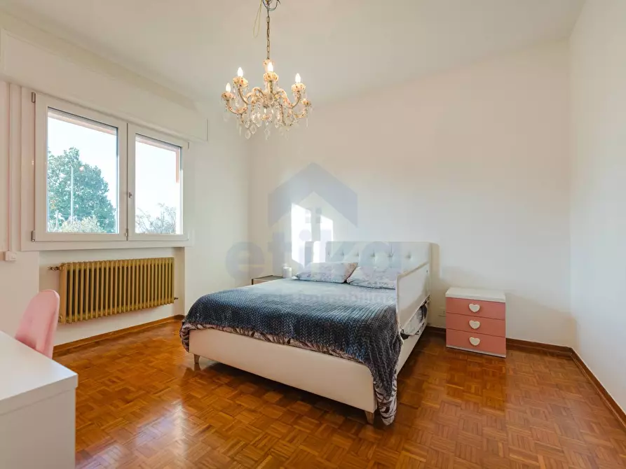 Immagine 23 di Casa semindipendente in vendita  in Via A. Boito 3 a Paese